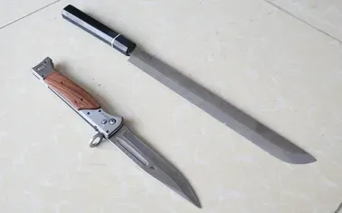 Bắt nhóm cướp tuổi teen dùng hung khí chặn xe trên quốc lộ, gây án liên tỉnh