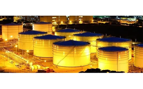 Giá xăng dầu hôm nay (17-4): Giá dầu thế giới tiến sát mốc 100 USD/thùng