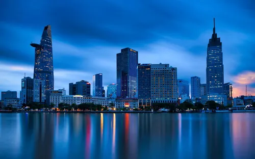 Sức hút của các tour du lịch đêm tại Hà Nội và thành phố Hồ Chí Minh