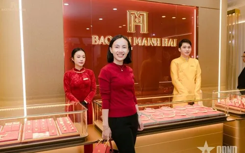 Giá vàng hôm nay (18-4): Giá vàng trong nước và thế giới tăng, giảm trái chiều