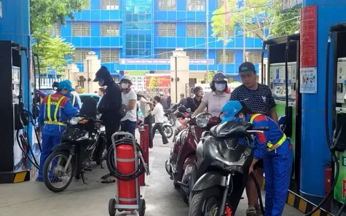 Những điều cần biết về xăng E10, nhiên liệu sắp thay thế xăng RON92, RON95?