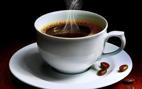 Uống cà phê có khiến "nóng trong", nổi mụn?