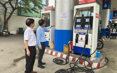 Vi phạm quy định dự trữ xăng dầu, 3 thương nhân đầu mối lĩnh phạt 390 triệu đồng