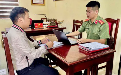Khởi tố 11 bị can trong đường dây đánh bạc xuyên biên giới