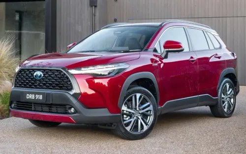 Xe xăng lai điện: "Làn gió mới” chinh phục thế hệ người dùng trẻ