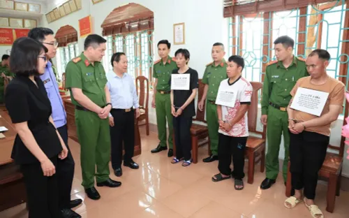 Triệt phá đường dây ma túy tại Lai Châu, thu giữ 9 bánh heroin