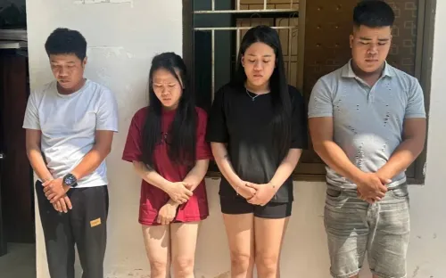 Bắt quả tang 2 cặp nam nữ sử dụng ma túy trên ô tô giữa đèo vắng