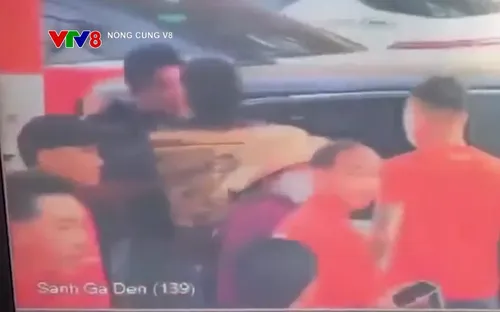 Đắk Lắk : Nhân viên điều phối xe bị hành hung trong khuôn viên sân bay