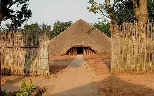 Hồi sinh Lăng mộ Kasubi: Hành trình đánh thức "trái tim" di sản của vương quốc Buganda