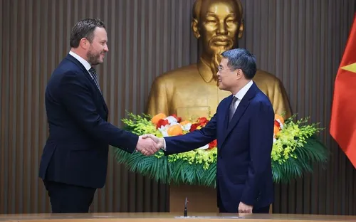 Thủ tướng Lê Minh Hưng tiếp Bộ trưởng Ngoại giao Estonia, thúc đẩy hợp tác chuyển đổi số