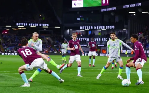 Haaland ghi bàn duy nhất, Man City chiếm đỉnh bảng Ngoại hạng Anh