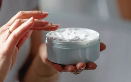 Cảnh báo tổn thương da nặng do dùng mỹ phẩm không rõ nguồn gốc