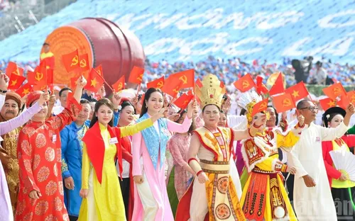 Thông qua Nghị quyết về Ngày Văn hóa Việt Nam: Người lao động được nghỉ lễ thêm 1 ngày