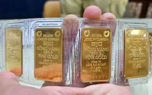 Giá vàng trong nước giảm phiên thứ 5 liên tiếp, chênh lệch với thế giới vẫn cao