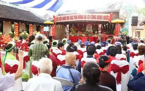 Hàng nghìn người dân Đắk Lắk thành kính dự lễ Giỗ Tổ Hùng Vương 2026
