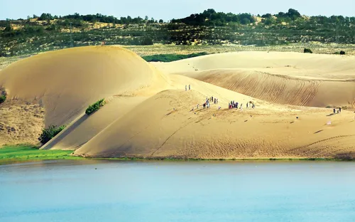 Đồi cát Mũi Né vào top 9 kỳ quan thiên nhiên đẹp nhất Việt Nam do Lonely Planet bình chọn
