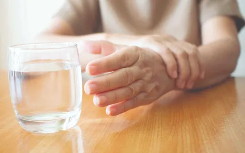 Cách làm chậm tiến triển bệnh Parkinson bằng lối sống khoa học