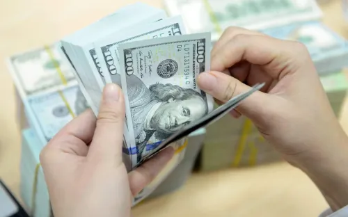 Giá USD đồng loạt tăng, thị trường chờ tín hiệu giữ nguyên lãi suất từ Mỹ
