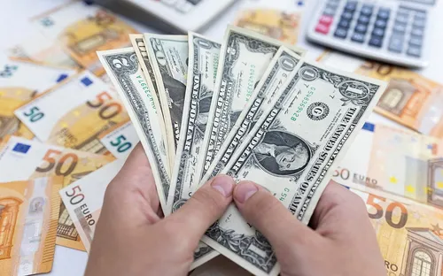 Giá USD tăng mạnh sau quyết định giữ nguyên lãi suất của Mỹ, nhiều ngoại tệ chủ chốt giảm sâu