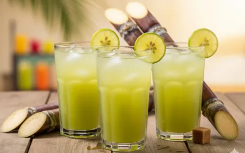 Nước mía “ngon - bổ - rẻ” ngày nắng nóng: Uống thế nào để giải khát mà không hại sức khỏe?