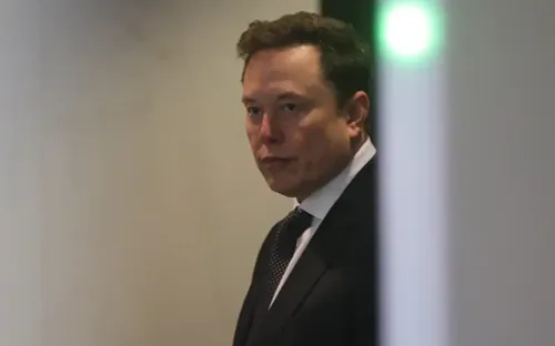 Elon Musk liên tục cảnh báo AI thành “Kẻ hủy diệt” khi đối chất trong vụ kiện OpenAI
