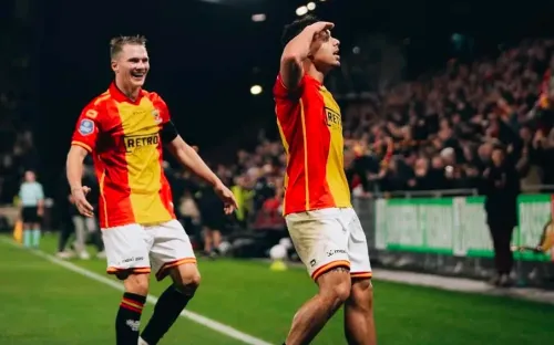 Nguy cơ Eredivisie phải đá lại hàng trăm trận vì tranh chấp quốc tịch cầu thủ