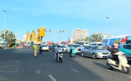 Bảo đảm giao thông thông suốt phục vụ Chuỗi sự kiện “Tổ quốc bình yên”