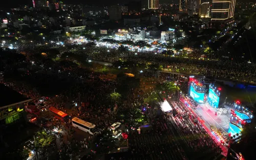 Gala "Tổ quốc bình yên" - Đêm nghệ thuật mãn nhãn thu hút hàng ngàn khán giả 