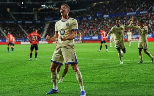 Barca thắng nghẹt thở Osasuna, tiến sát ngôi vương La Liga