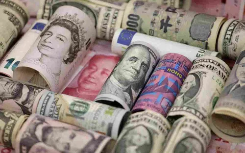 Giá USD trong nước giảm nhẹ, yen Nhật tăng mạnh đầu tuần