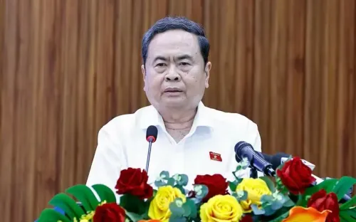 Chủ tịch Quốc hội Trần Thanh Mẫn tiếp xúc cử tri TP.HCM, nhấn mạnh sửa đổi toàn diện Luật Đất đai và xây dựng Luật Đô thị đặc biệt
