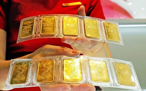 Giá vàng lao dốc, nhà đầu tư lỗ tới 15 triệu đồng/lượng sau một tháng