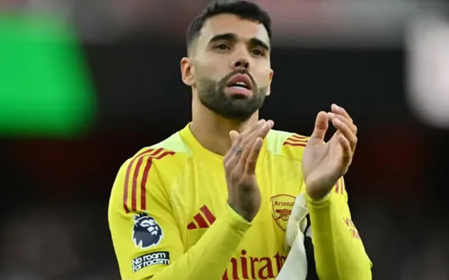 Man City “trao” danh hiệu đầu tiên cho Arsenal, David Raya lập cột mốc vàng ở Premier League