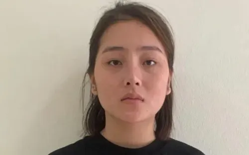 Mẹ bé gái 4 tuổi tử vong do bị bạo hành thừa nhận “không đáng là mẹ của cháu”