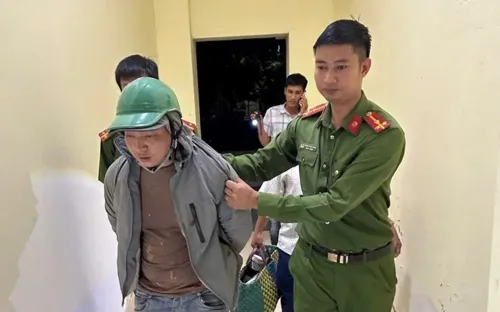 Bắt "siêu đạo chích" đột nhập hàng loạt nhà dân trộm vàng và tiền mặt