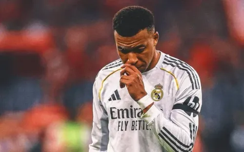 Mbappe bị CĐV Real Madrid chỉ trích vì đăng ảnh giữa trận thua Barca