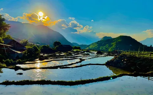 Mùa nước đổ ở Mù Cang Chải: Những "chiếc gương" khổng lồ giữa đại ngàn