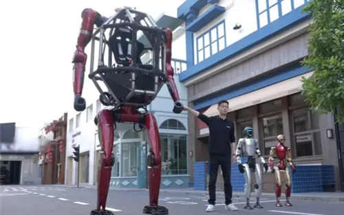 Unitree Robotics ra mắt robot mecha GD01 có thể chở người và biến hình