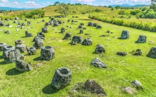 Cánh đồng Chum: Những bí ẩn ngàn năm trên cao nguyên Xieng Khuang