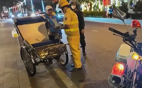 Nha Trang: Tăng cường xử lý vi phạm trật tự an toàn giao thông đối với xe xích lô