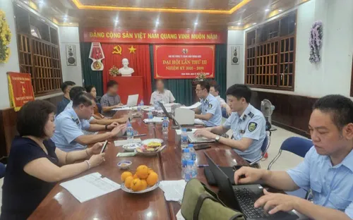 Vi phạm dự trữ xăng dầu bắt buộc, 2 doanh nghiệp đầu mối lĩnh phạt nặng