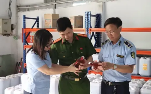 Ra quân truy quét hàng giả, lực lượng chức năng xử lý gần 400 vụ chỉ sau 2 ngày