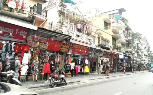 Vỉa hè Hà Nội sắp có giá thuê, cao nhất 45.000 đồng/m² mỗi tháng