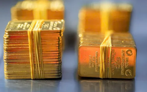 Giá vàng lao dốc trong tuần, người mua lỗ tới 7 triệu đồng mỗi lượng