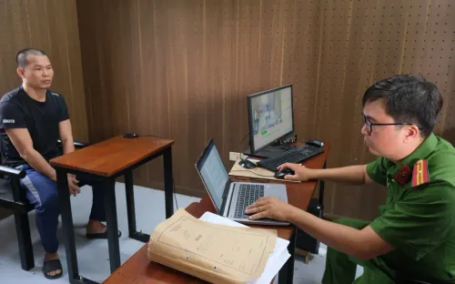 Phá cửa nhà xưởng trộm 800 triệu đồng, người đàn ông bị tạm giam