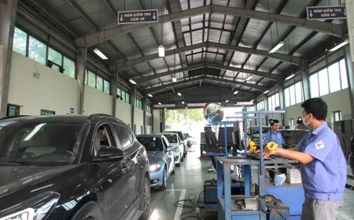 Bộ Xây dựng cho phép dùng dữ liệu đăng kiểm thay thế nhiều loại giấy tờ hành chính