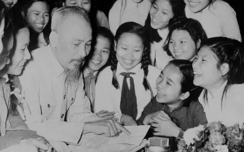 Những dấu ấn xúc động trong các dịp sinh nhật Chủ tịch Hồ Chí Minh