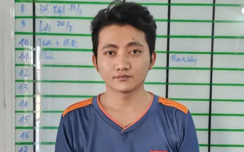 Khởi tố đối tượng chế tạo súng quân dụng từ súng đồ chơi, thu lợi bất chính 200 triệu đồng