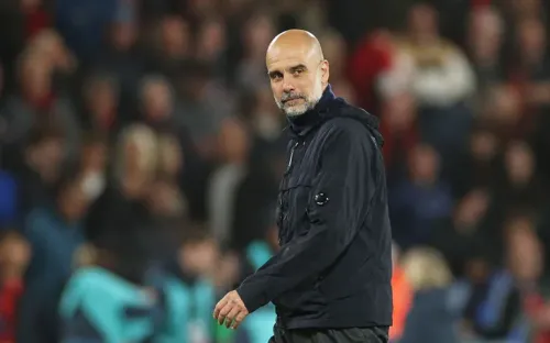 Pep Guardiola nhận đề nghị lên tới 90 triệu euro mỗi mùa giữa tin đồn rời Man City