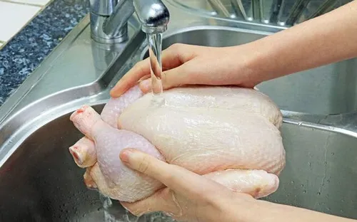 Cách xử lý thịt gà đúng cách để tránh nhiễm khuẩn trong chế biến thực phẩm